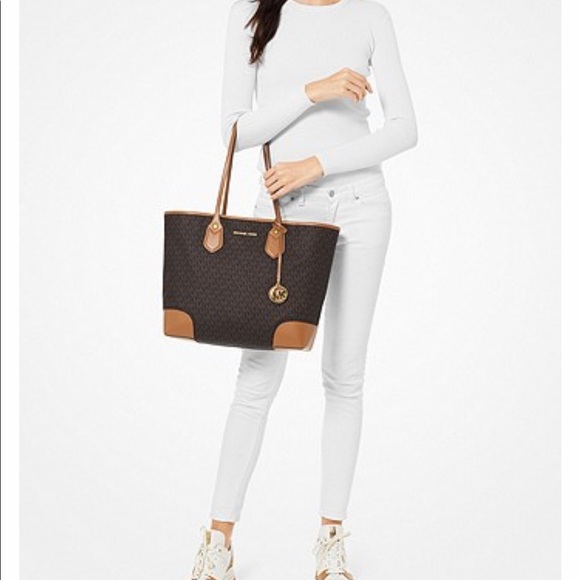 New Michael Kors Eva Large Logo Tote Bag - Picture 7 of 12